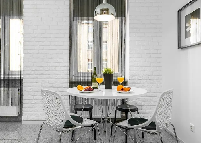 Апартаменти Sleepway - Grey Dream *